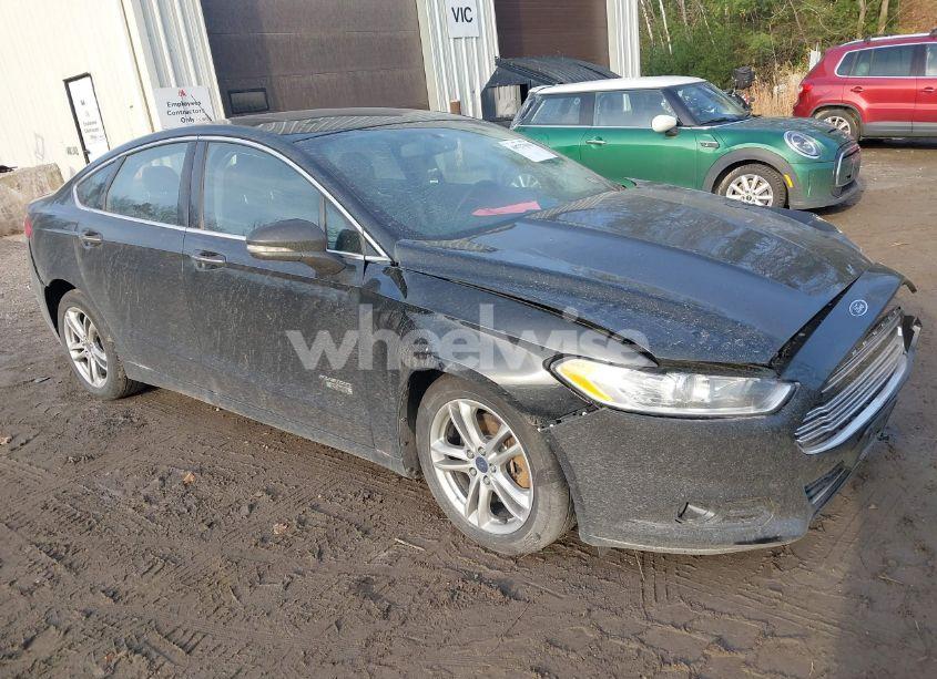 2016 Ford Fusion ENERGI TITANIUM (VIN 3FA6P0SU4GR252467) main photo