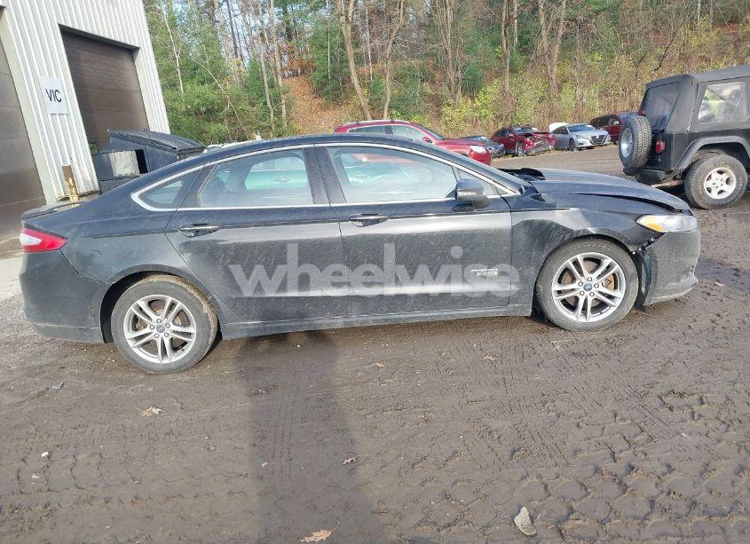Photo 13 of 2016 Ford Fusion ENERGI TITANIUM (VIN 3FA6P0SU4GR252467)