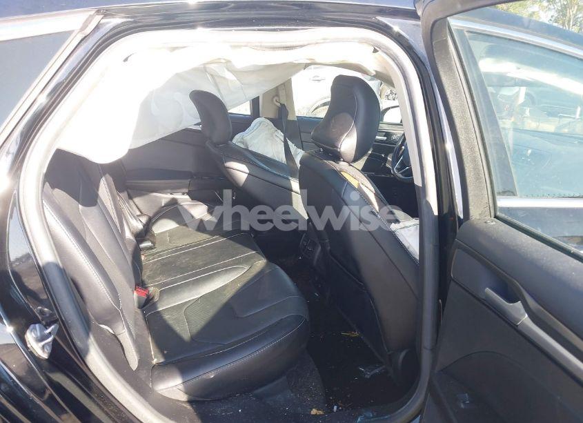 Photo 8 of 2018 Ford Fusion ENERGI TITANIUM (VIN 3FA6P0SU4JR106559)