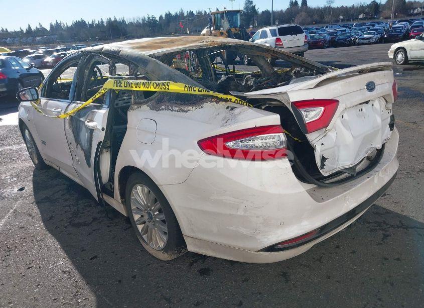 Photo 3 of 2014 Ford Fusion ENERGI TITANIUM (VIN 3FA6P0SU5ER204084)