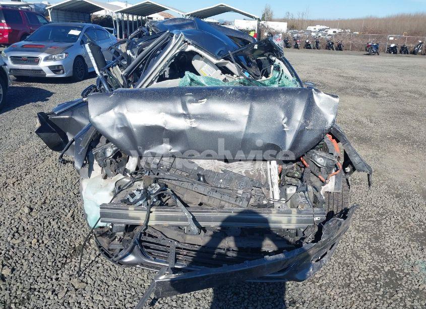 Photo 6 of 2016 Ford Fusion ENERGI TITANIUM (VIN 3FA6P0SU5GR241820)