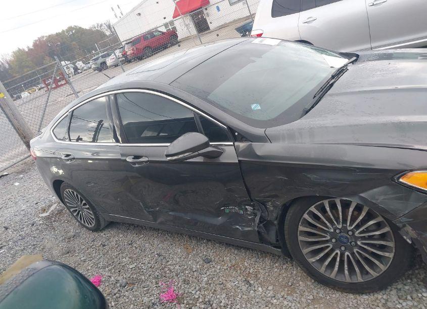 Photo 13 of 2017 Ford Fusion ENERGI TITANIUM (VIN 3FA6P0SU5HR275838)