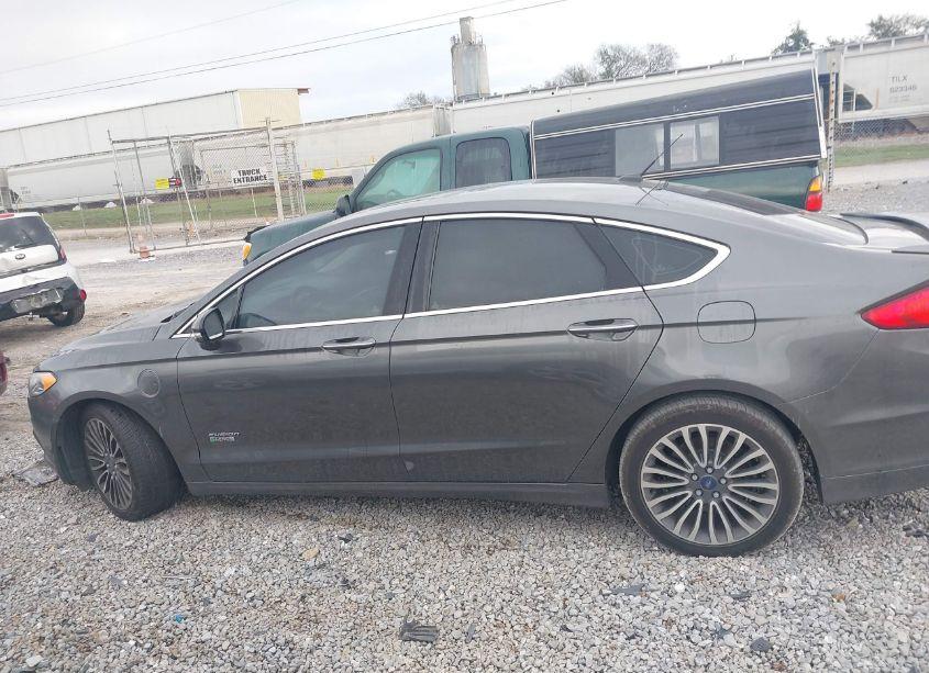 Photo 14 of 2017 Ford Fusion ENERGI TITANIUM (VIN 3FA6P0SU5HR275838)