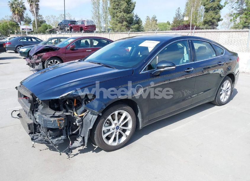 Photo 2 of 2020 Ford Fusion PLUG-IN HYBRID TITANIUM (VIN 3FA6P0SU5LR149651)