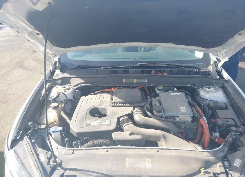 Photo 10 of 2015 Ford Fusion ENERGI TITANIUM (VIN 3FA6P0SU6FR147542)