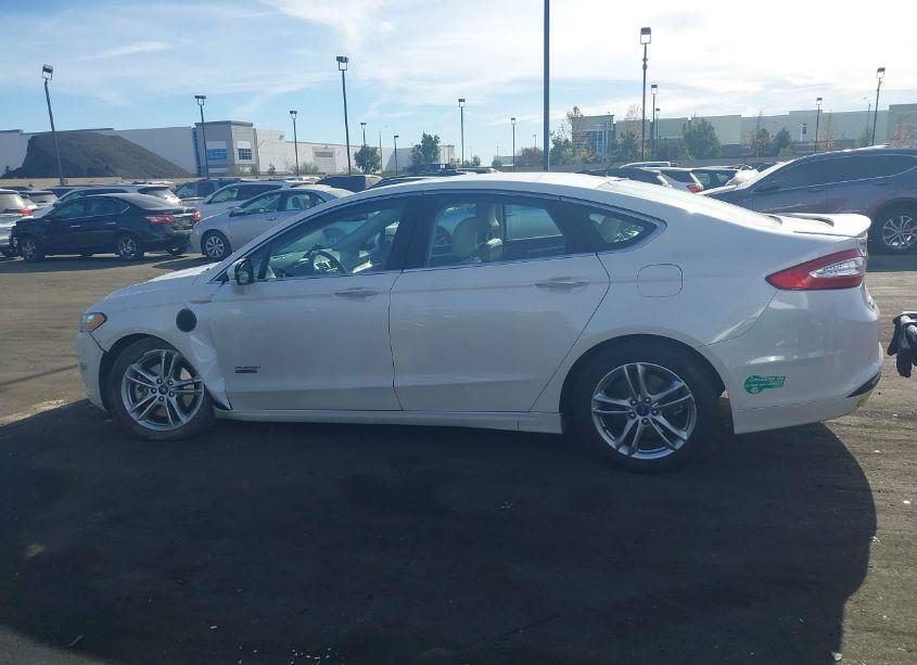 Photo 15 of 2015 Ford Fusion ENERGI TITANIUM (VIN 3FA6P0SU6FR147542)