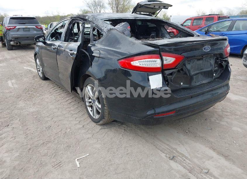 Photo 3 of 2016 Ford Fusion ENERGI TITANIUM (VIN 3FA6P0SU6GR154279)
