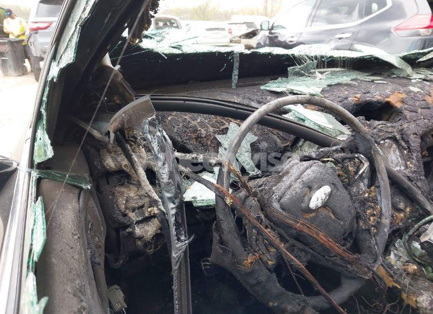 Photo 7 of 2016 Ford Fusion ENERGI TITANIUM (VIN 3FA6P0SU6GR154279)