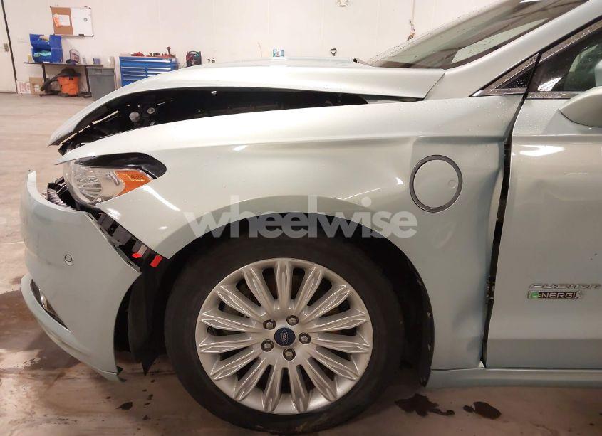 Photo 17 of 2013 Ford Fusion ENERGI TITANIUM (VIN 3FA6P0SU7DR179994)