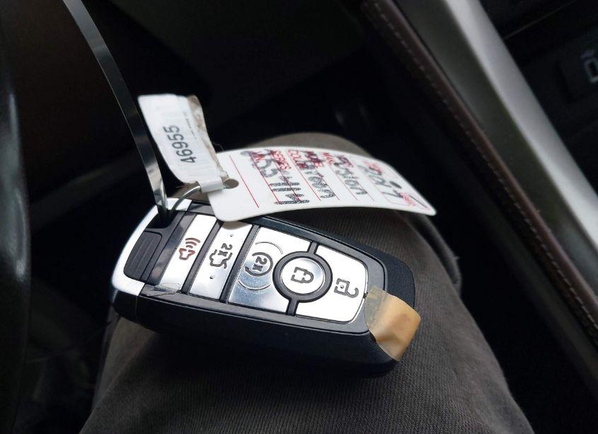 Photo 11 of 2017 Ford Fusion ENERGI PLATINUM (VIN 3FA6P0SU7HR255414)