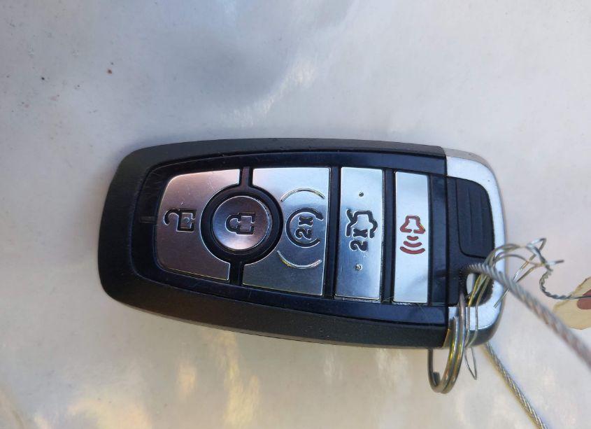 Photo 11 of 2019 Ford Fusion ENERGI TITANIUM (VIN 3FA6P0SU7KR185307)