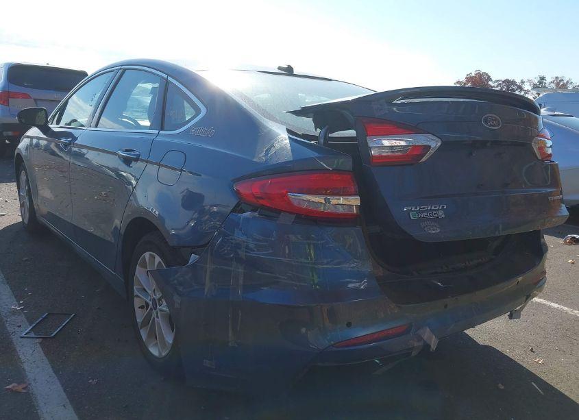 Photo 3 of 2019 Ford Fusion ENERGI TITANIUM (VIN 3FA6P0SU7KR185307)