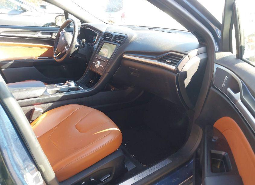 Photo 5 of 2019 Ford Fusion ENERGI TITANIUM (VIN 3FA6P0SU7KR185307)