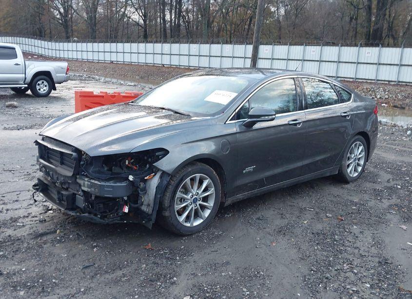 Photo 2 of 2017 Ford Fusion ENERGI TITANIUM (VIN 3FA6P0SU8HR255230)