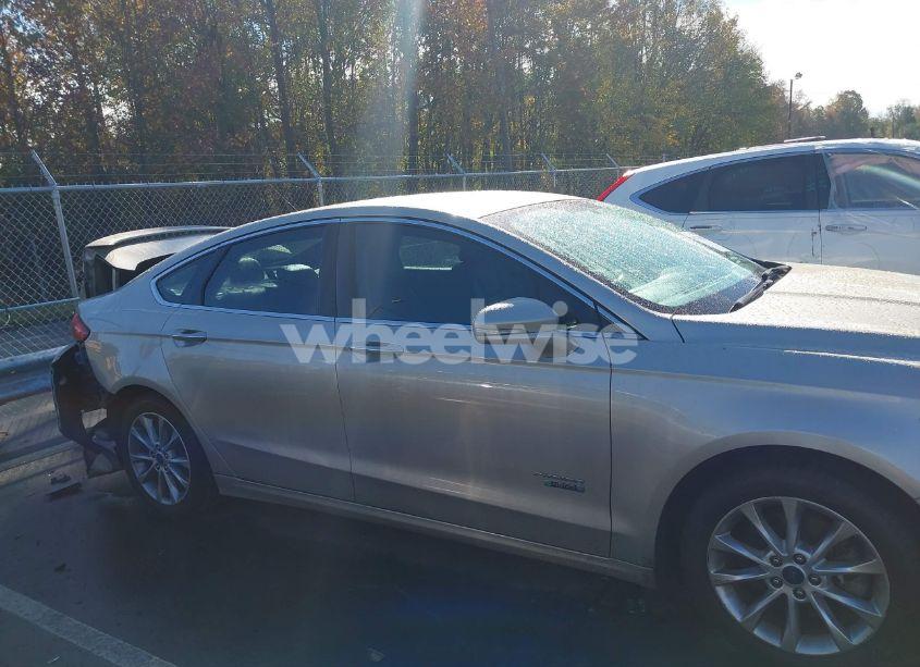 Photo 13 of 2017 Ford Fusion ENERGI TITANIUM (VIN 3FA6P0SU9HR191425)