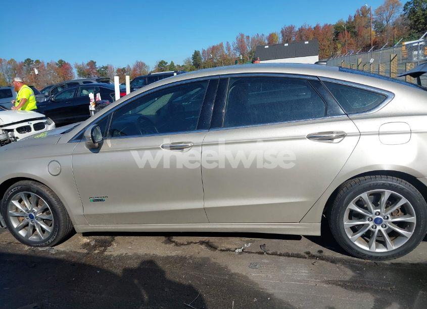 Photo 14 of 2017 Ford Fusion ENERGI TITANIUM (VIN 3FA6P0SU9HR191425)