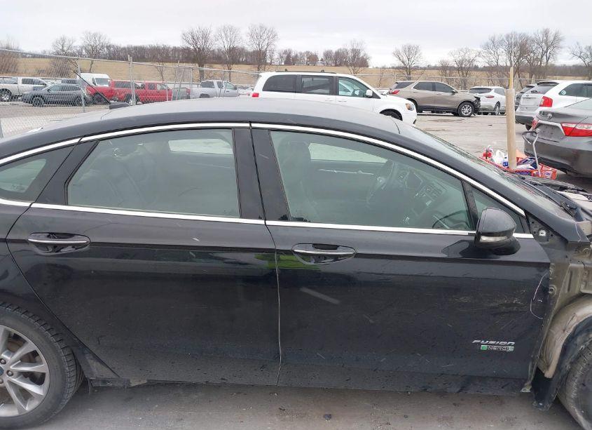Photo 14 of 2017 Ford Fusion ENERGI TITANIUM (VIN 3FA6P0SU9HR209583)
