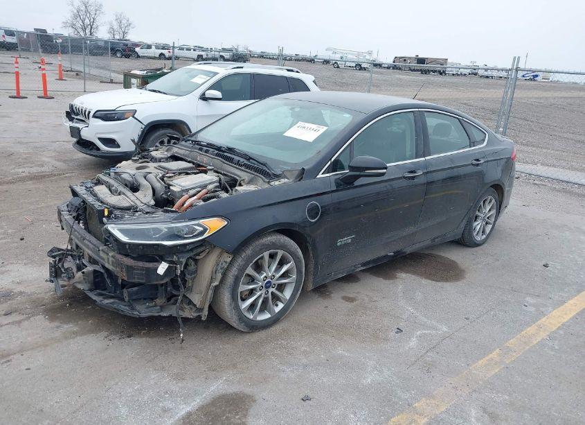 Photo 2 of 2017 Ford Fusion ENERGI TITANIUM (VIN 3FA6P0SU9HR209583)