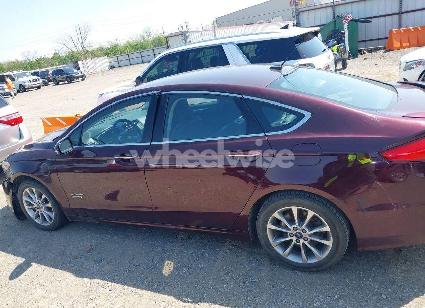 Photo 15 of 2017 Ford Fusion ENERGI TITANIUM (VIN 3FA6P0SU9HR379474)