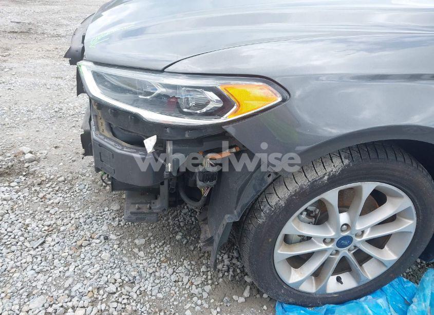 Photo 6 of 2019 Ford Fusion ENERGI TITANIUM (VIN 3FA6P0SU9KR126985)