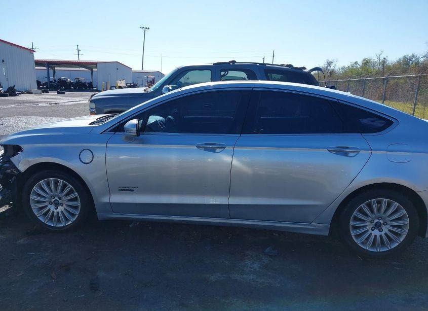 Photo 14 of 2013 Ford Fusion ENERGI TITANIUM (VIN 3FA6P0SUXDR285145)