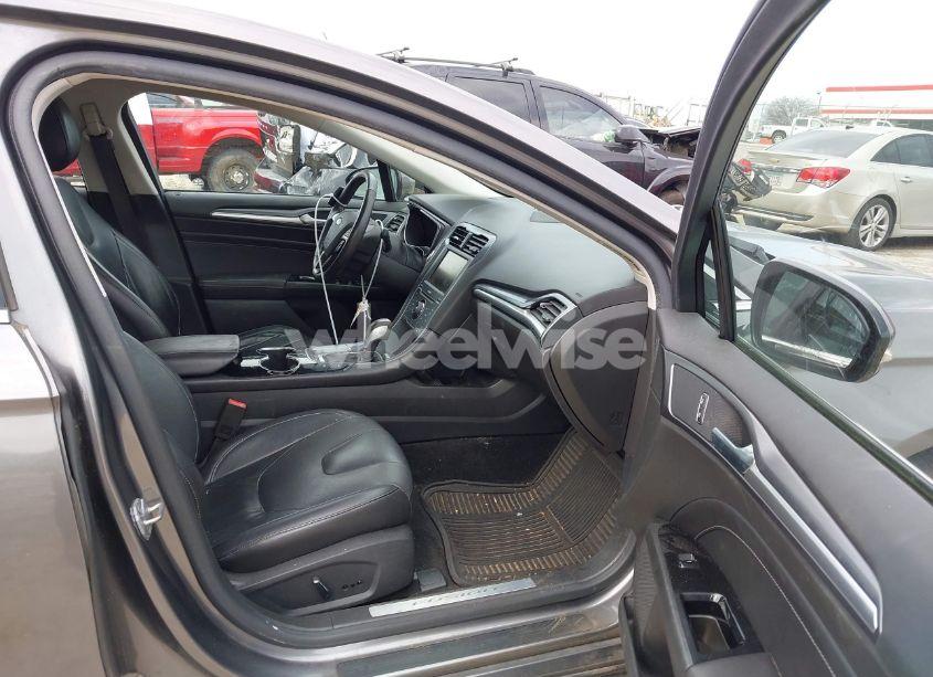 Photo 5 of 2014 Ford Fusion ENERGI TITANIUM (VIN 3FA6P0SUXER216618)