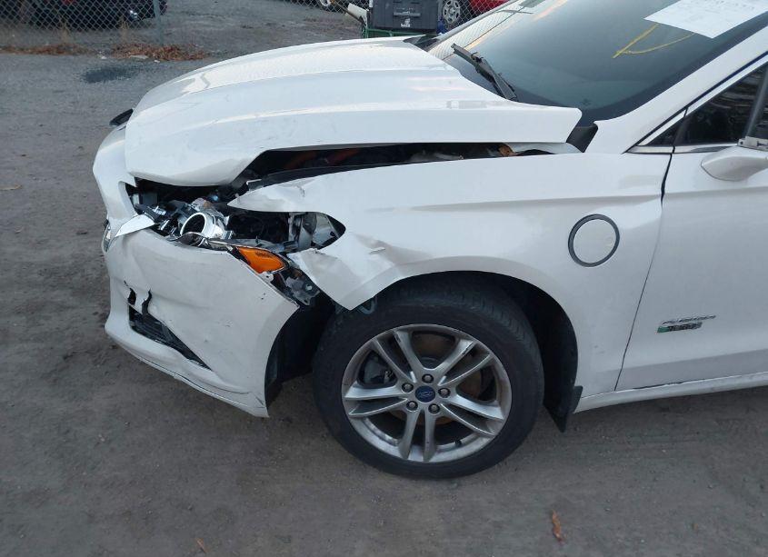Photo 16 of 2015 Ford Fusion ENERGI TITANIUM (VIN 3FA6P0SUXFR201019)