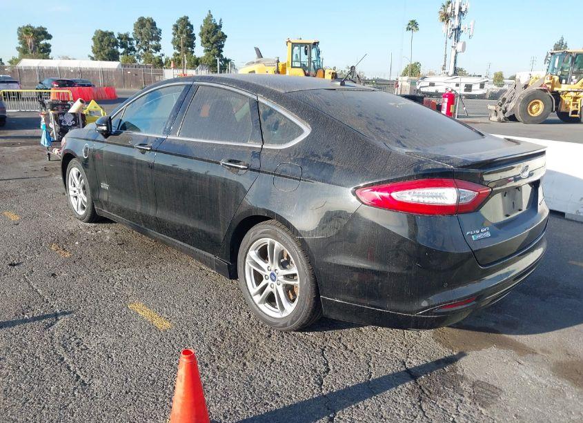 Photo 3 of 2016 Ford Fusion ENERGI TITANIUM (VIN 3FA6P0SUXGR320626)