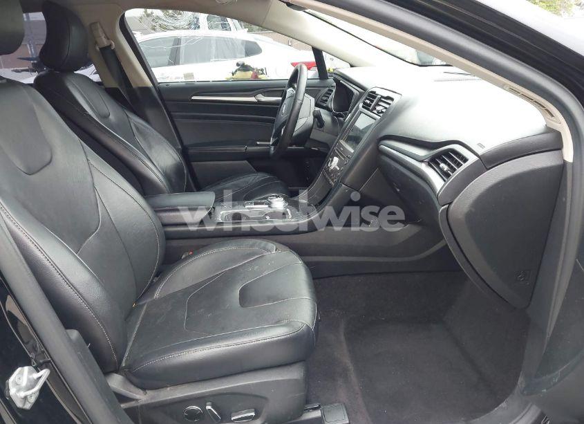 Photo 5 of 2017 Ford Fusion ENERGI TITANIUM (VIN 3FA6P0SUXHR110304)