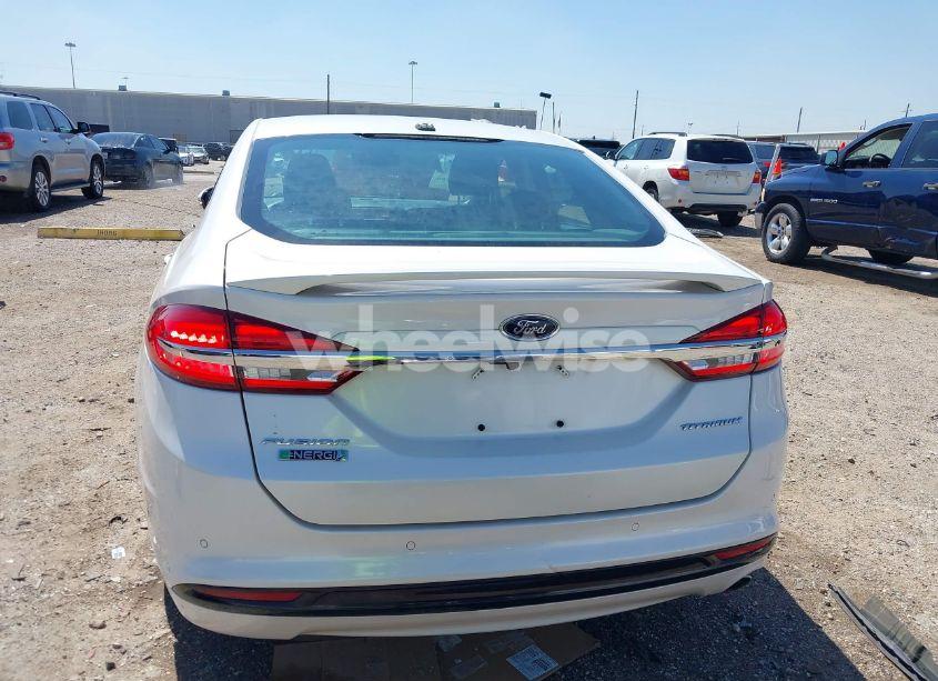 Photo 16 of 2017 Ford Fusion ENERGI TITANIUM (VIN 3FA6P0SUXHR147336)