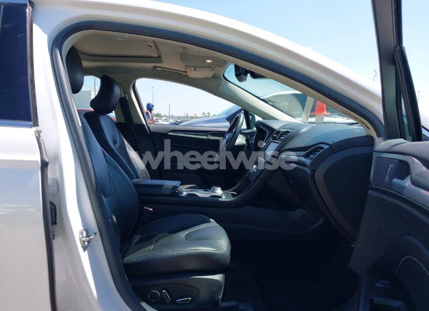 Photo 5 of 2017 Ford Fusion ENERGI TITANIUM (VIN 3FA6P0SUXHR147336)