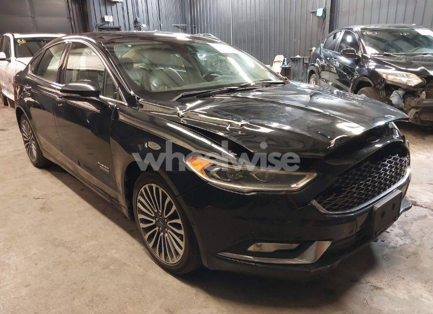 2018 Ford Fusion ENERGI PLATINUM (VIN 3FA6P0SUXJR153398) main photo