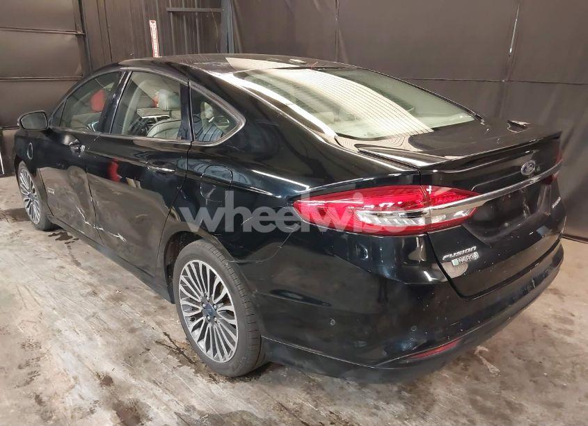 Photo 3 of 2018 Ford Fusion ENERGI PLATINUM (VIN 3FA6P0SUXJR153398)