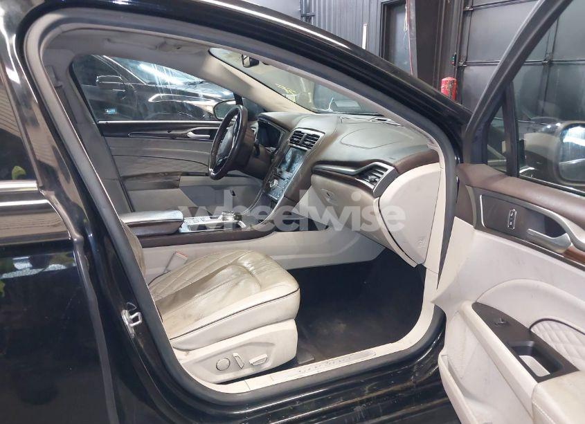 Photo 5 of 2018 Ford Fusion ENERGI PLATINUM (VIN 3FA6P0SUXJR153398)