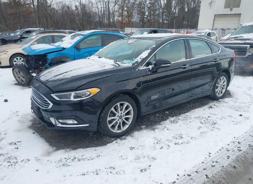Photo 2 of 2018 Ford Fusion ENERGI TITANIUM (VIN 3FA6P0SUXJR283150)