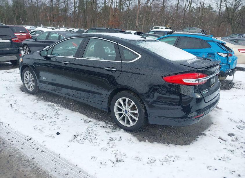 Photo 3 of 2018 Ford Fusion ENERGI TITANIUM (VIN 3FA6P0SUXJR283150)