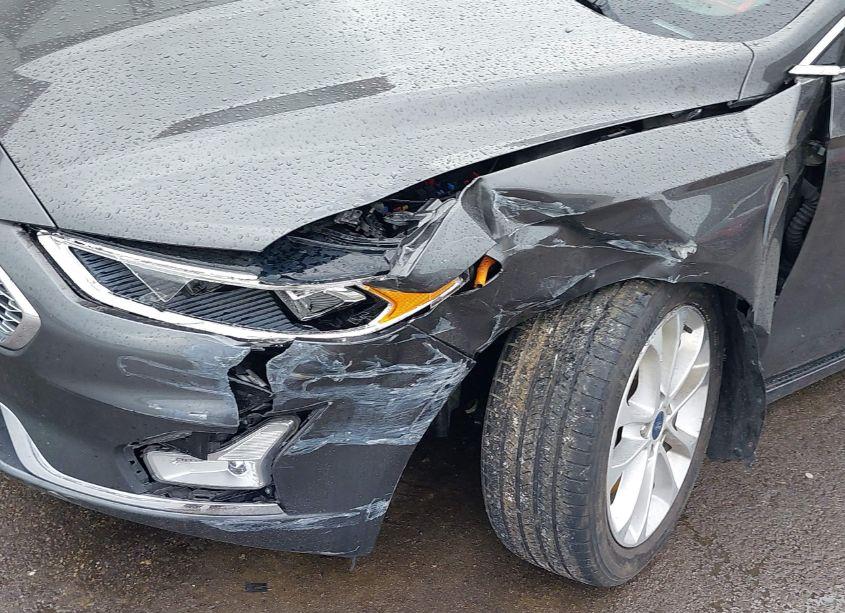 Photo 6 of 2019 Ford Fusion ENERGI TITANIUM (VIN 3FA6P0SUXKR249615)