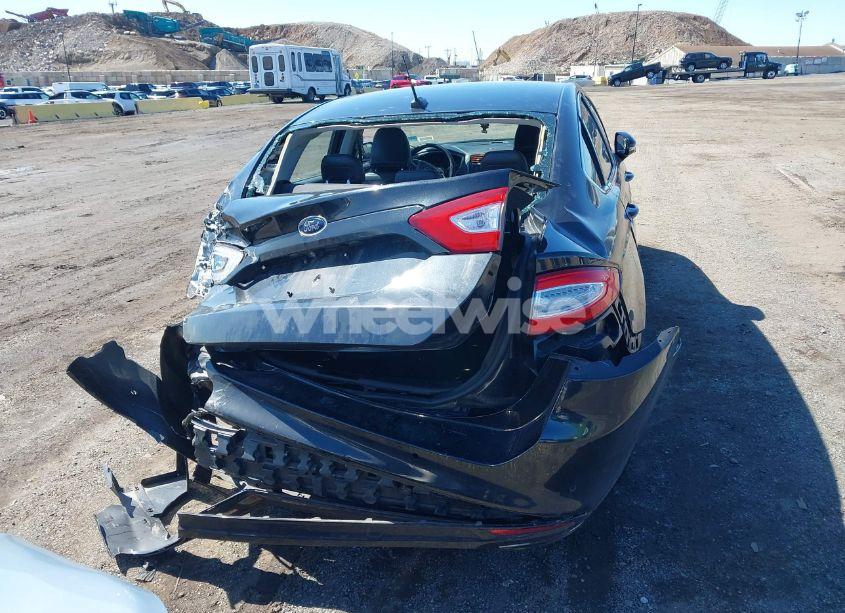 Photo 16 of 2015 Ford Fusion SE (VIN 3FA6P0T90FR308574)