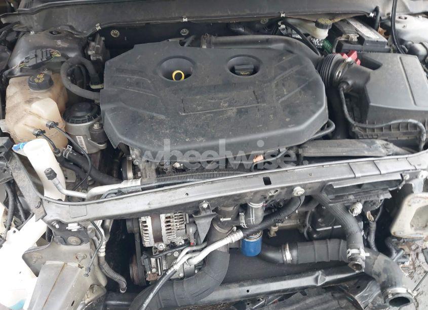 Photo 10 of 2016 Ford Fusion SE (VIN 3FA6P0T90GR236597)