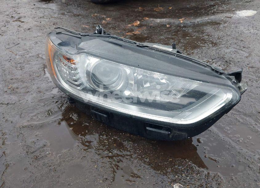 Photo 12 of 2016 Ford Fusion SE (VIN 3FA6P0T90GR236597)