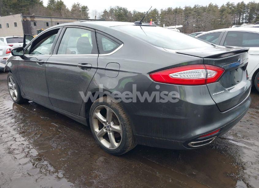 Photo 3 of 2016 Ford Fusion SE (VIN 3FA6P0T90GR236597)