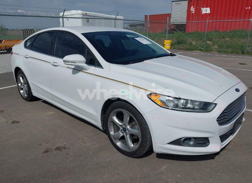 2016 Ford Fusion SE (VIN 3FA6P0T90GR263086) main photo