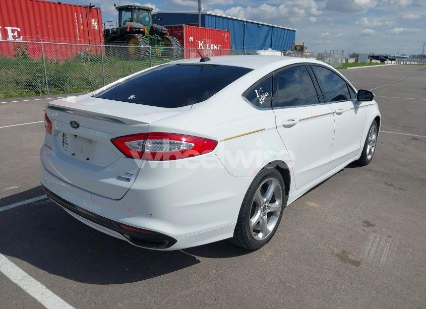 Photo 4 of 2016 Ford Fusion SE (VIN 3FA6P0T90GR263086)