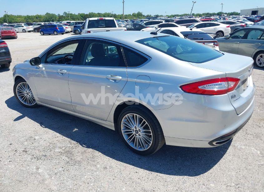 Photo 3 of 2016 Ford Fusion SE (VIN 3FA6P0T90GR374060)