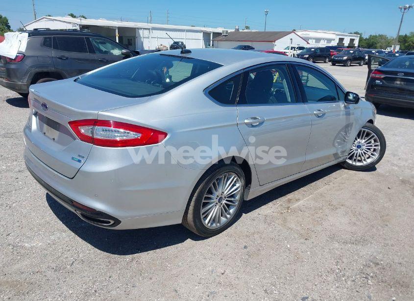Photo 4 of 2016 Ford Fusion SE (VIN 3FA6P0T90GR374060)