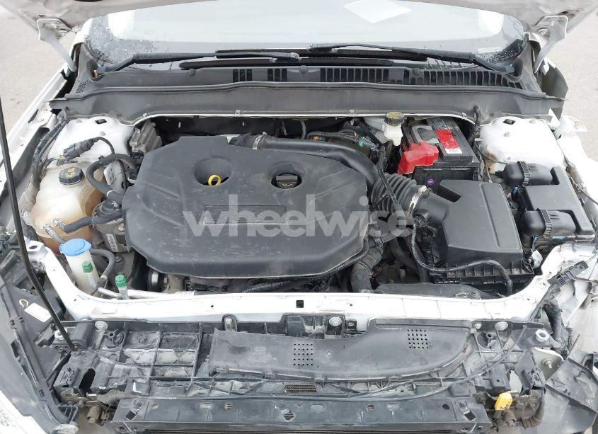 Photo 10 of 2017 Ford Fusion SE (VIN 3FA6P0T90HR101248)