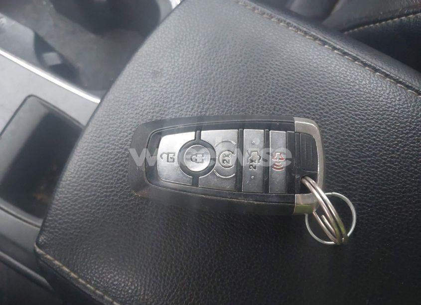 Photo 11 of 2017 Ford Fusion SE (VIN 3FA6P0T90HR256379)