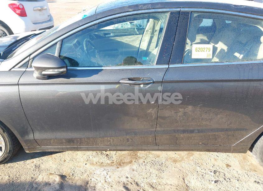 Photo 14 of 2017 Ford Fusion SE (VIN 3FA6P0T90HR266944)