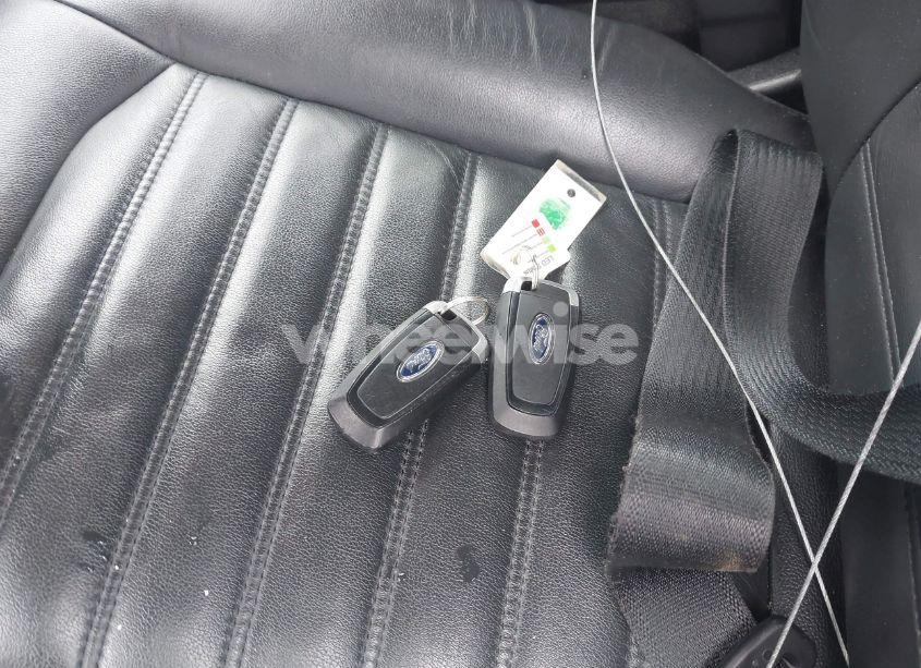 Photo 11 of 2018 Ford Fusion SE (VIN 3FA6P0T90JR112823)