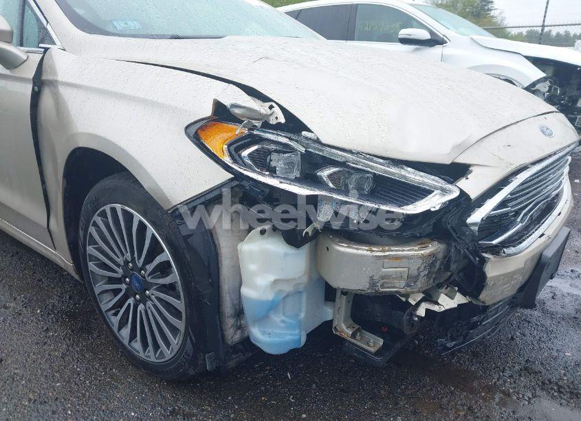 Photo 6 of 2018 Ford Fusion SE (VIN 3FA6P0T90JR112823)